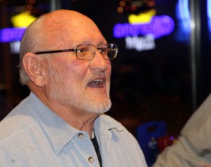 Gene Walentiny nominates Bob Worrall for a Blunder Bucket. Bob nominates him back.